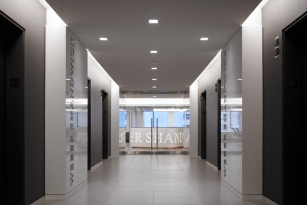 Weber Shandwick elevator lobby